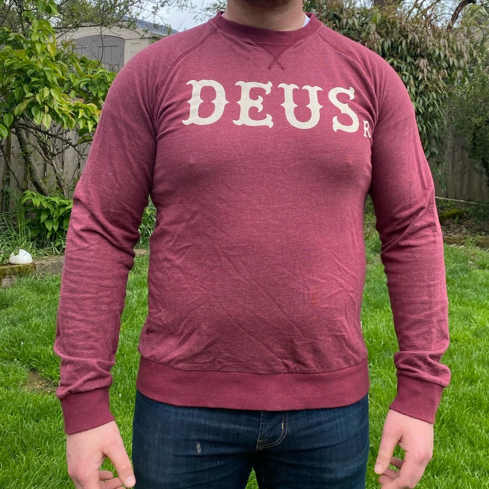 Men’s XL maroon Deus Ex Machina sweatshirt